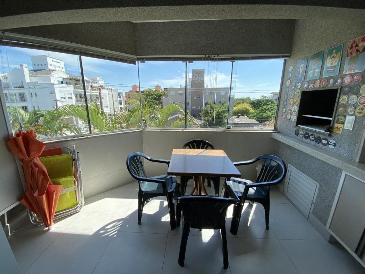 1 Dormitorio A 1 Quadra Da Praia De Jurere Florianopolis Bagian luar foto