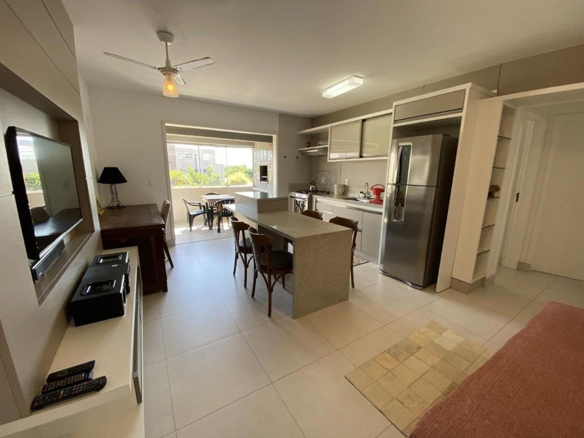 1 Dormitorio A 1 Quadra Da Praia De Jurere Florianopolis Bagian luar foto