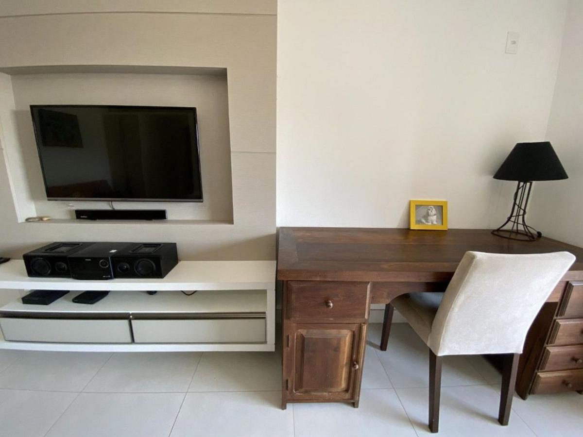 1 Dormitorio A 1 Quadra Da Praia De Jurere Florianopolis Bagian luar foto