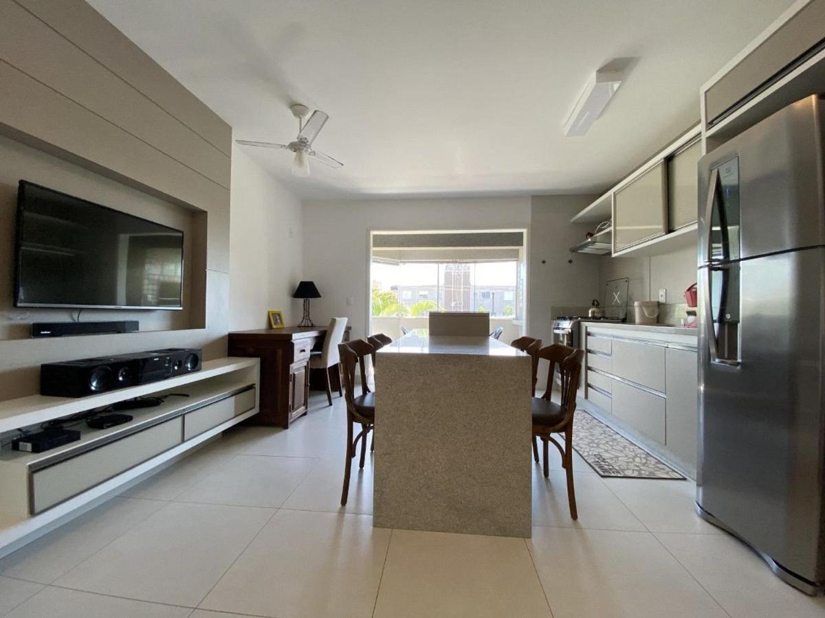 1 Dormitorio A 1 Quadra Da Praia De Jurere Florianopolis Bagian luar foto